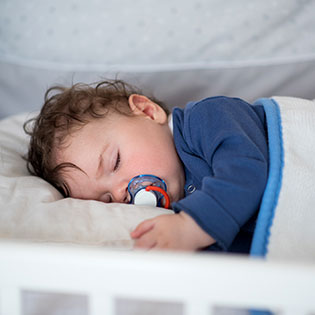Toddler-Sleep-Basics-article.jpg